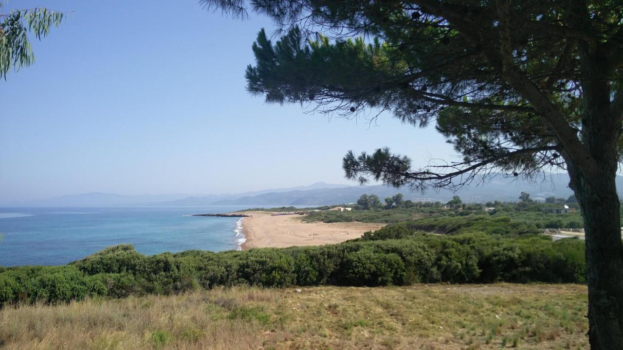 Tzanetos Seaside Villa Kyparissia Eksteriør billede