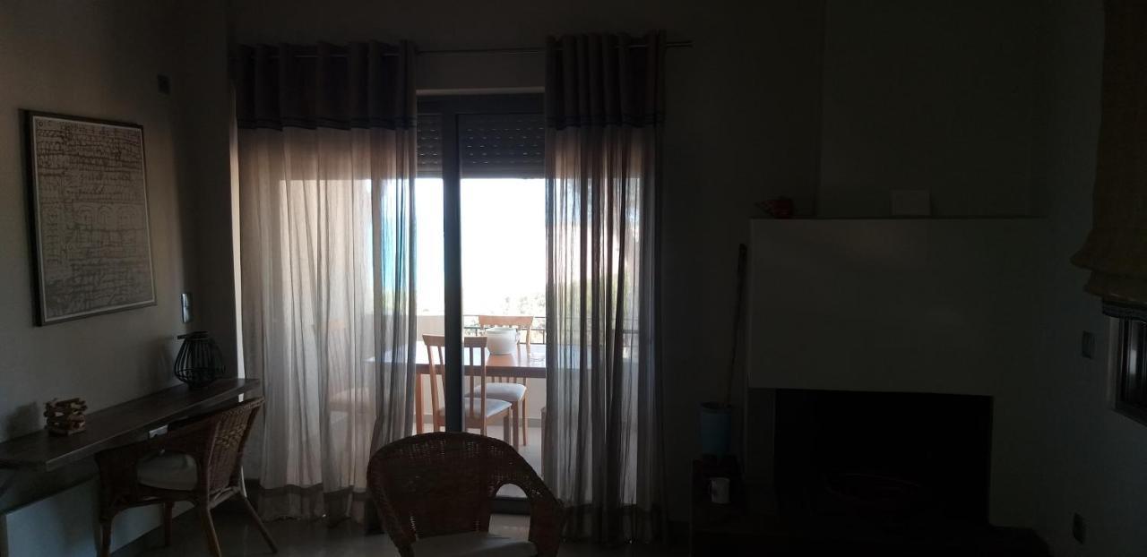 Tzanetos Seaside Villa Kyparissia Eksteriør billede